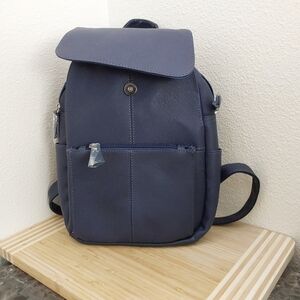 Elegant leather backpack